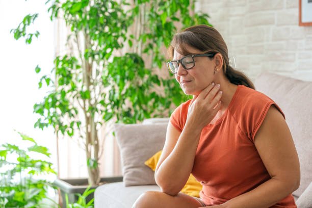 Hypothyroid vs Hyperthyroid - Houston thyroid and endocrine specialists